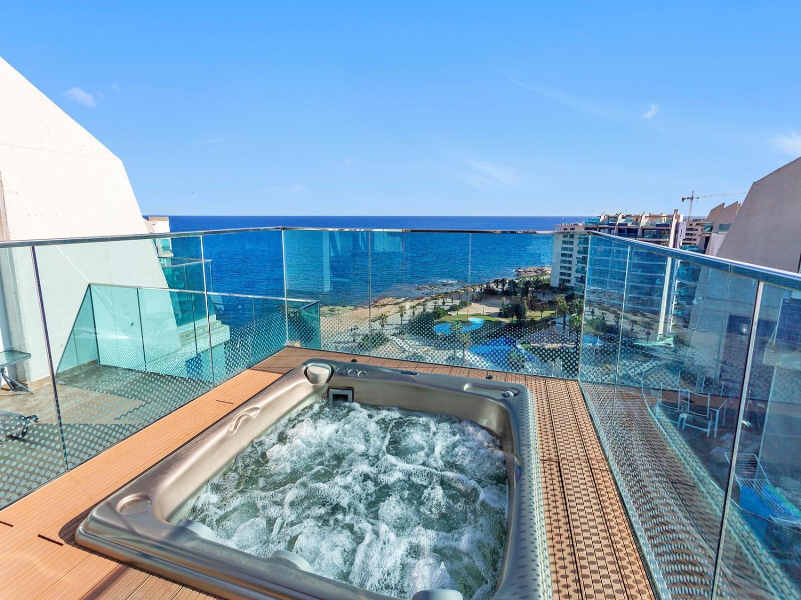 Punta Prima  Luxury Penthouse With A Private Jacuzzi! 아파트 외부 사진